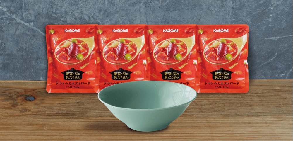 「白群色の小鉢」と「つぶより野菜」のセット